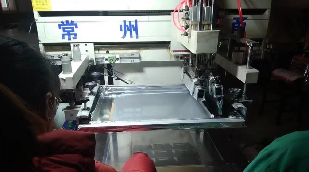 仪表标牌樱桃成人视频
